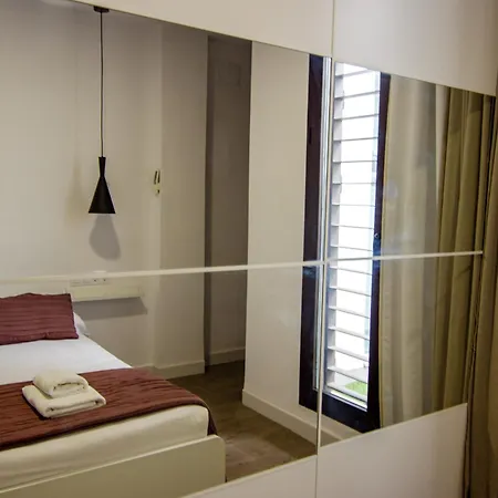 Rentalsevilla Juan De Pineda Apartment *